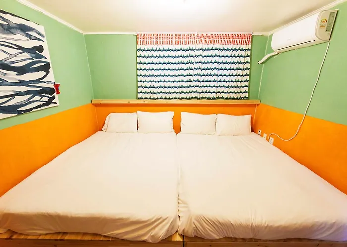 B-gu & Anne House Hongik Station Apartment *